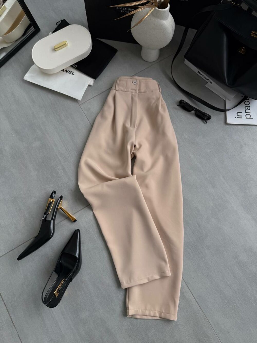 Штани на високій посадці, колір бежевий
