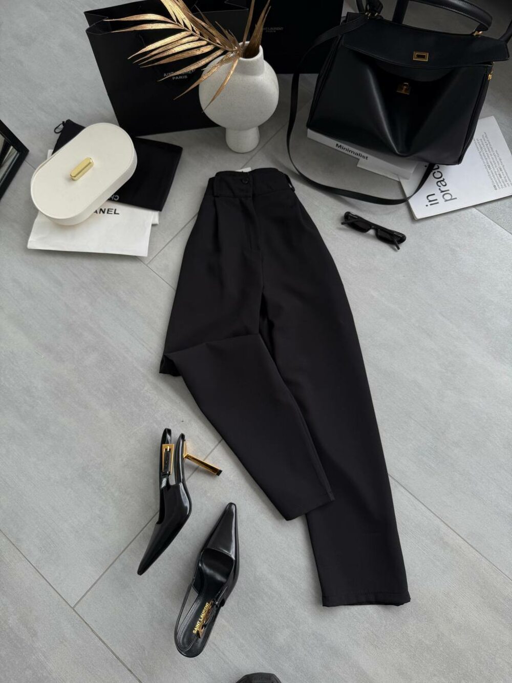 Штани на високій посадці, колір чорний