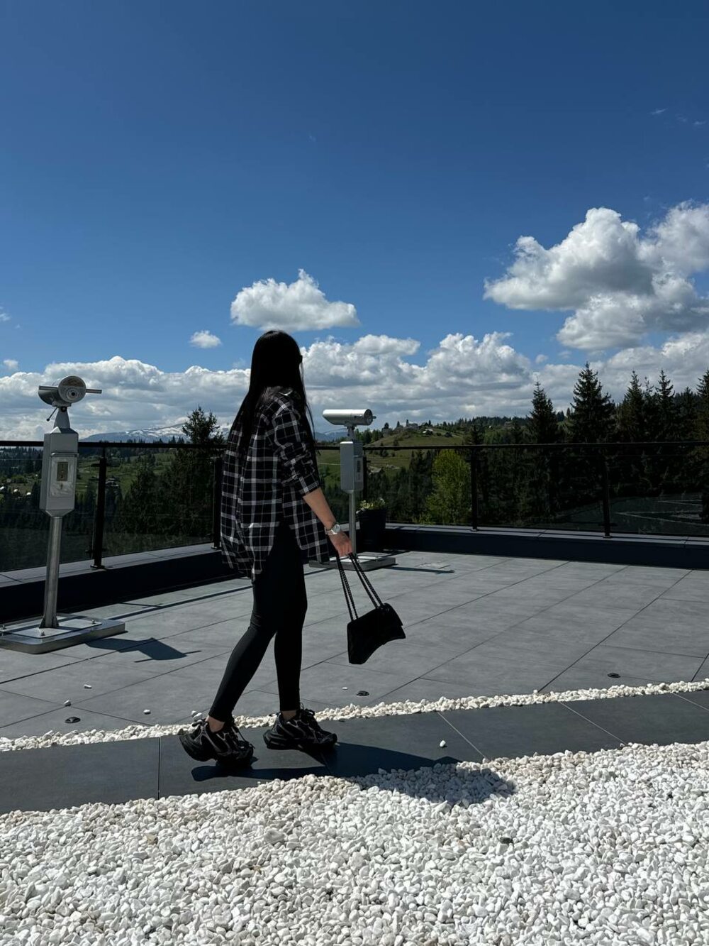 Сорочка в клітинку оверсайз, колір чорний