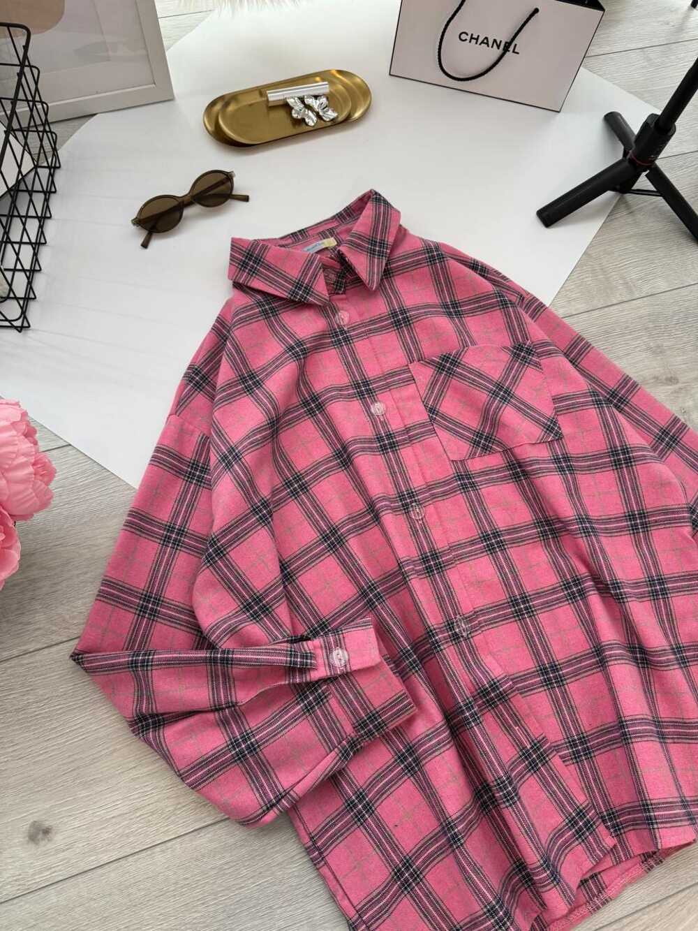 Оверсайз рубашка в клеточку, цвет малиновый