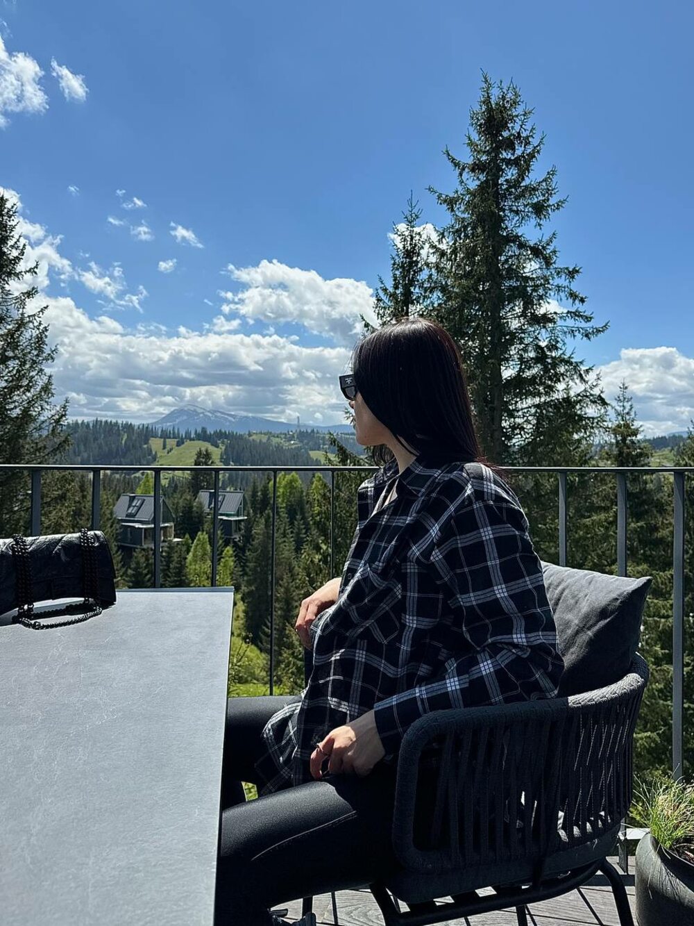 Сорочка в клітинку оверсайз, колір чорний