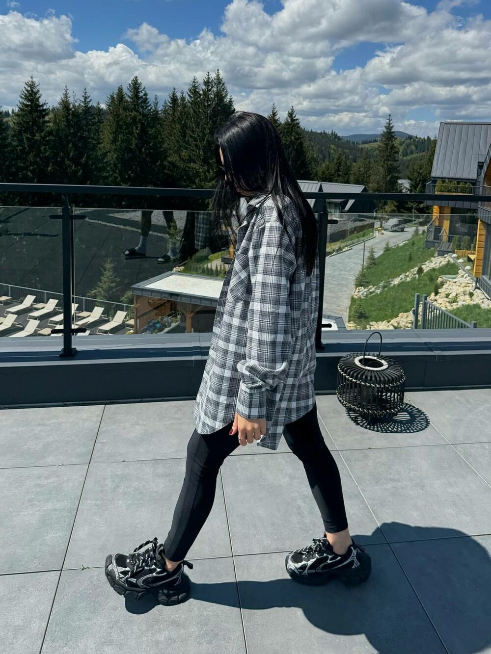 Сорочка в клітинку оверсайз, колір чорний