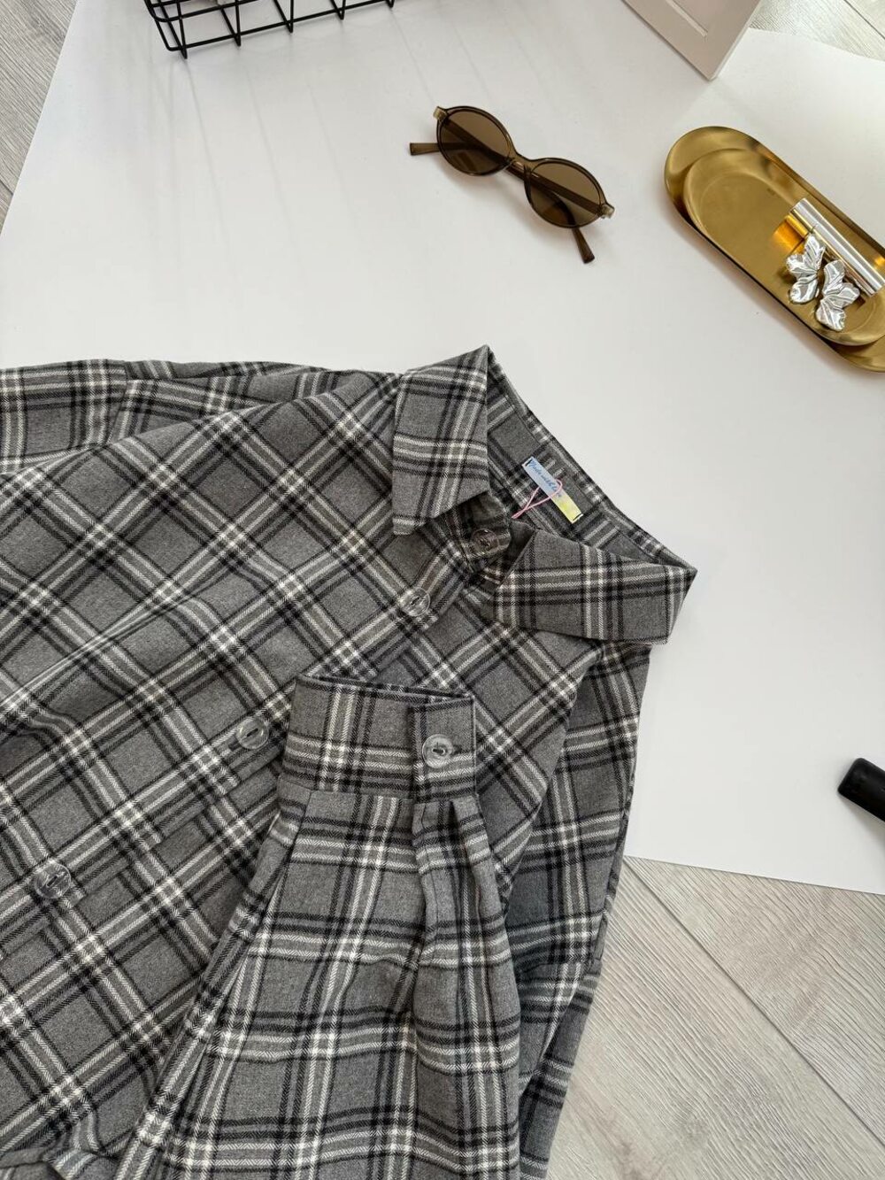 Оверсайз сорочка у клітинку, колір сірий