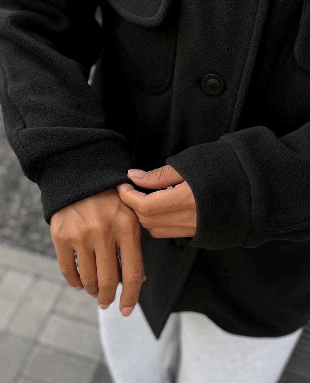 Сорочка з флісу з капюшоном, колір чорний