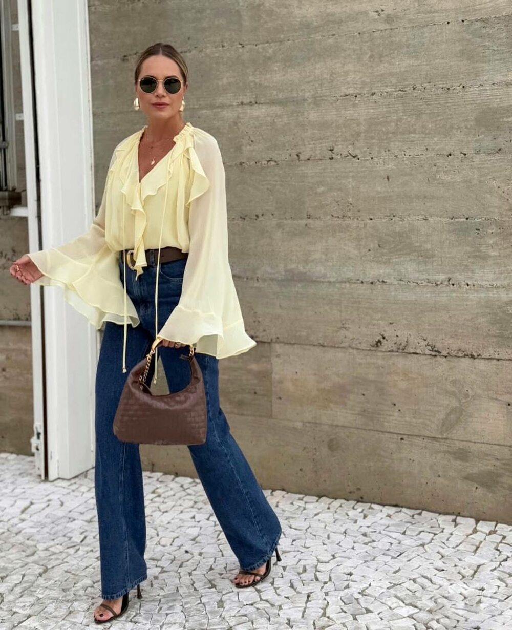 Блуза з розкльошеним рукавом, колір лимон.