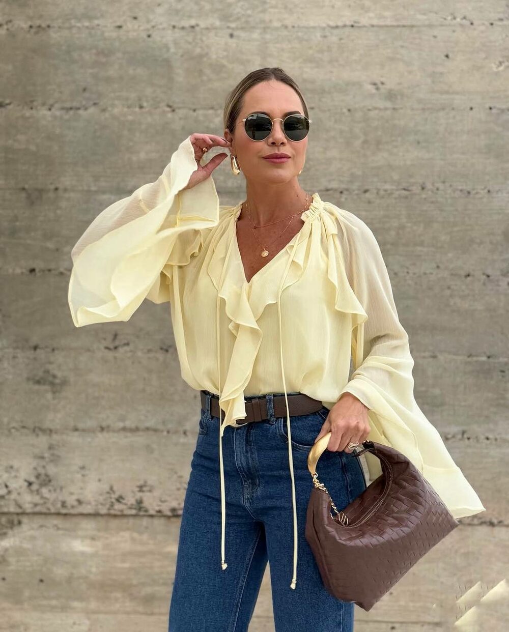 Блуза з розкльошеним рукавом, колір лимон.