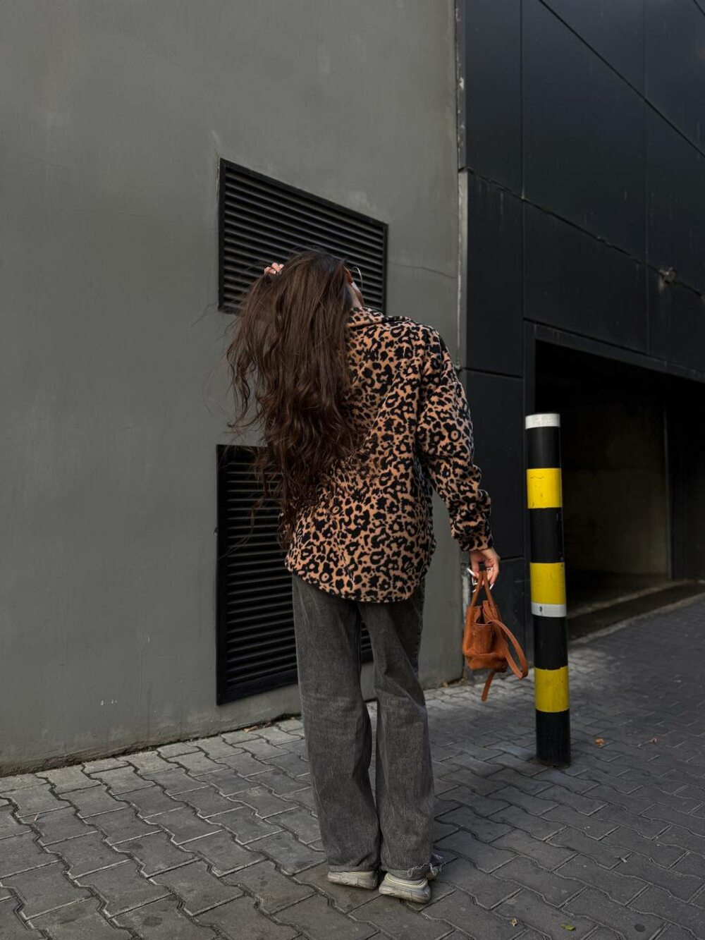 Флісова сорочка з леопардовим принтом, колір коричневий