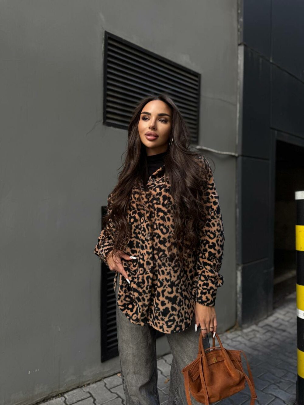 Флісова сорочка з леопардовим принтом, колір коричневий