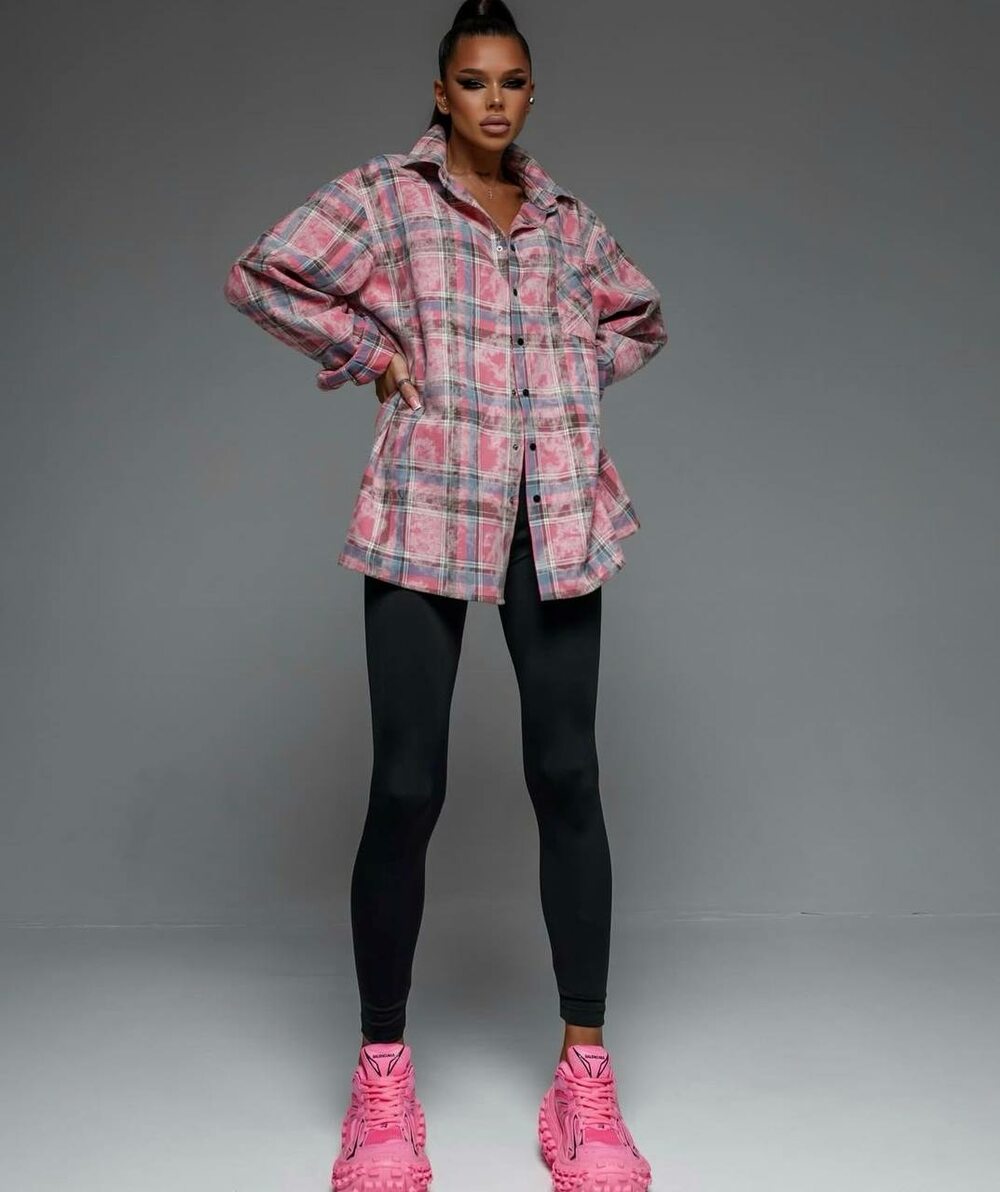Сорочка у клітинку, колір рожевий