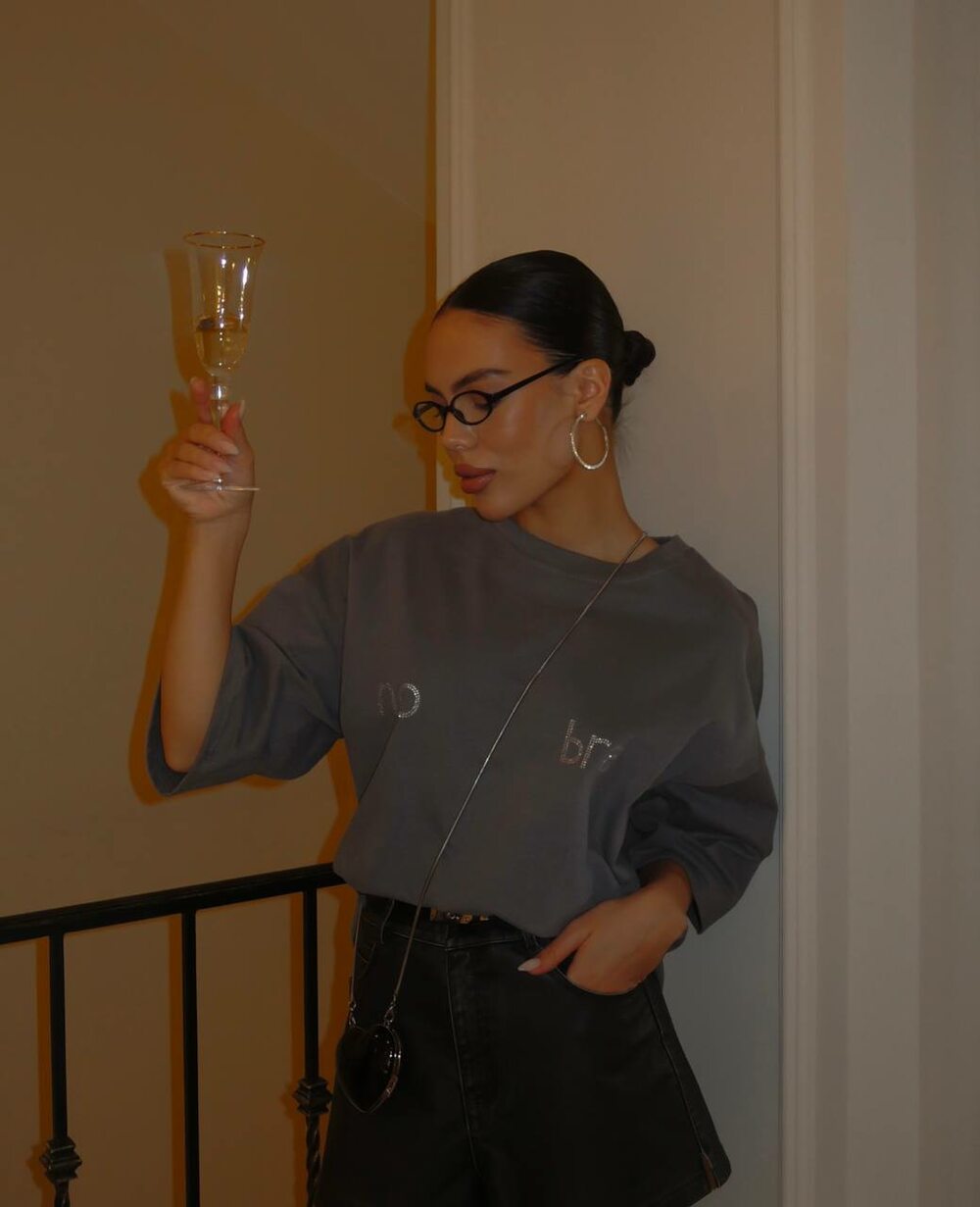 Футболка с надписью, цвет графит