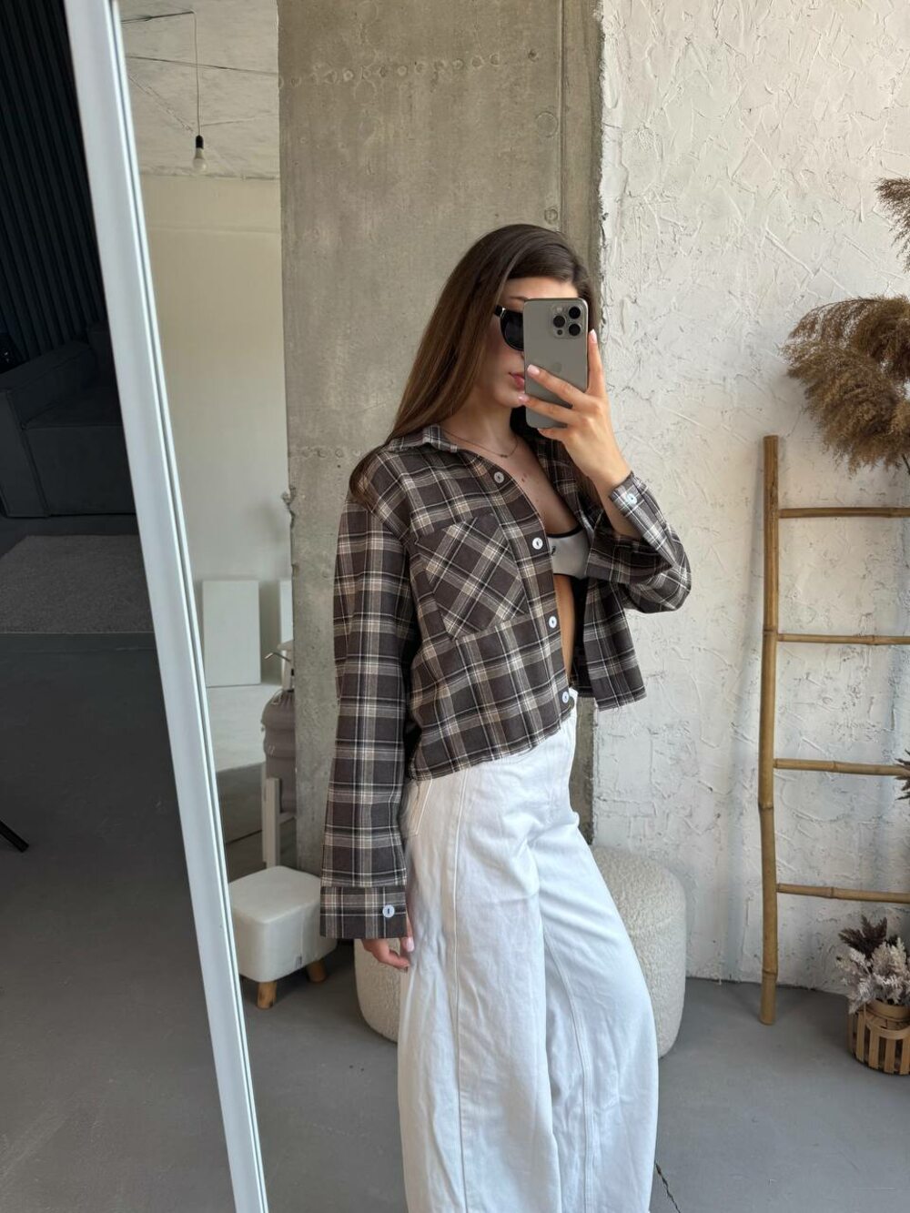 Укорочена сорочка у клітинку, колір шоколад