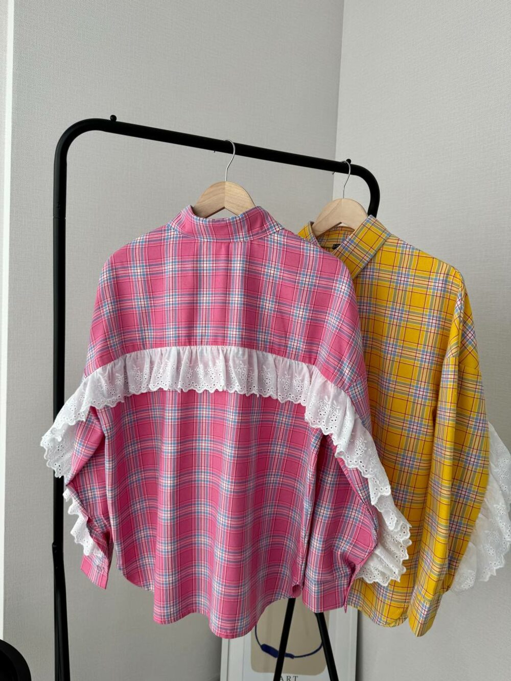 Оверсайз сорочка з рюшами, колір зефір