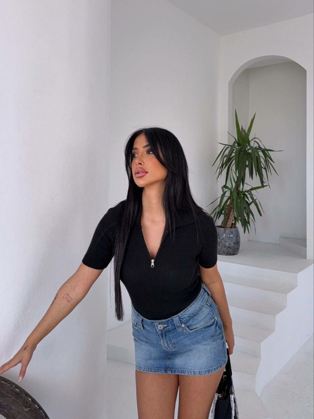 Трикотажний топ поло з блискавкою, чорний колір