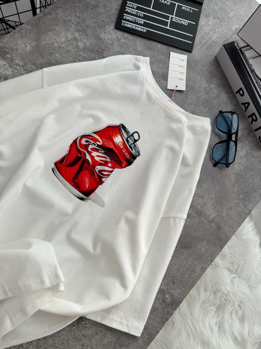 Футболка оверсайз з принтом, колір молочний