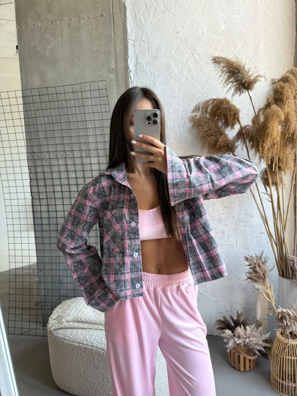 Укорочена сорочка у клітинку, колір сірий