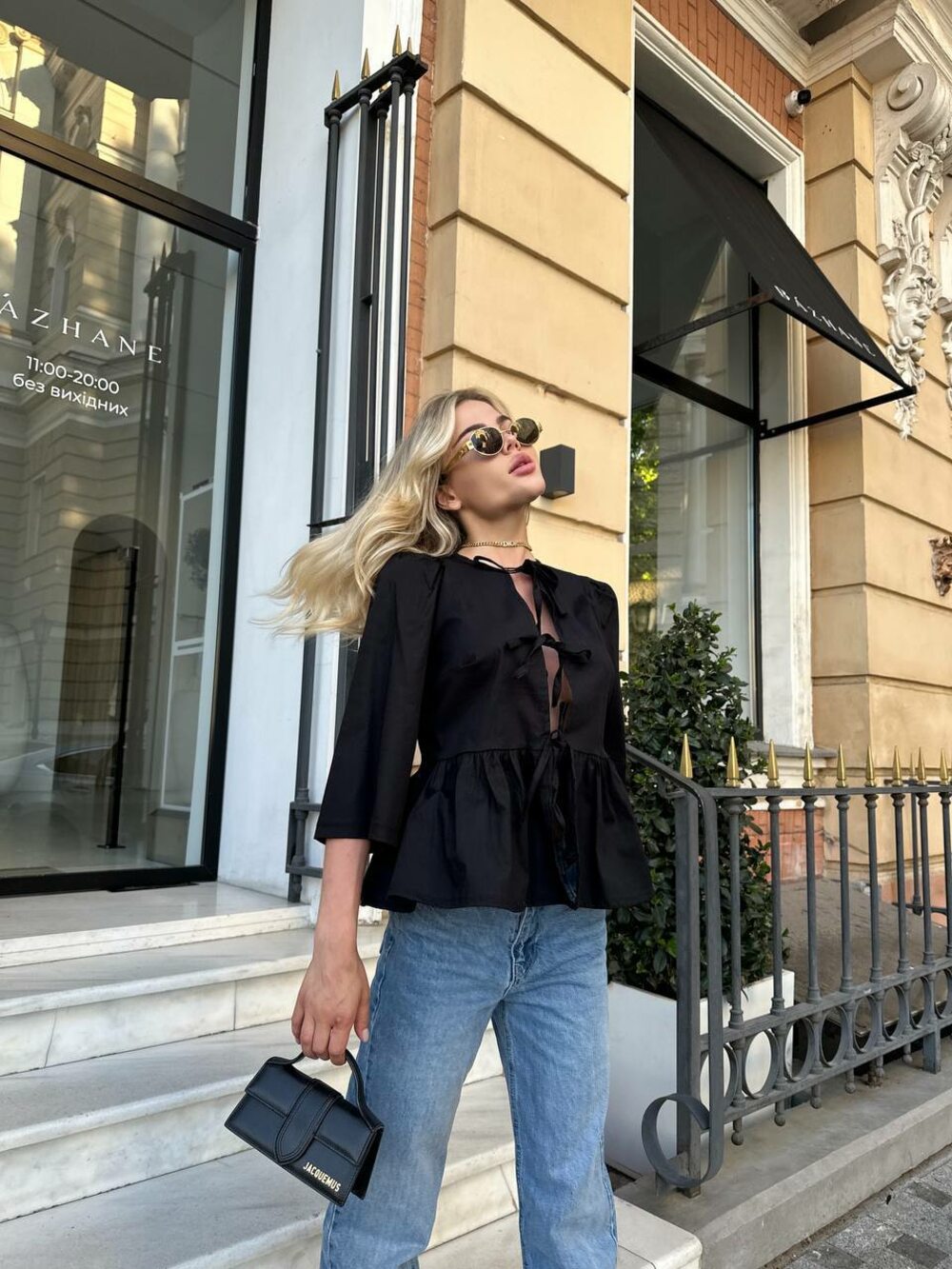 Сорочка оригінального крою, колір чорний