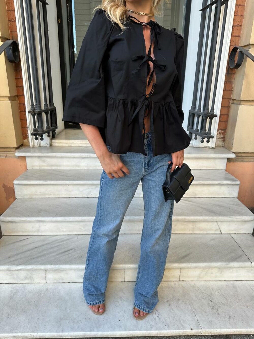 Сорочка оригінального крою, колір чорний