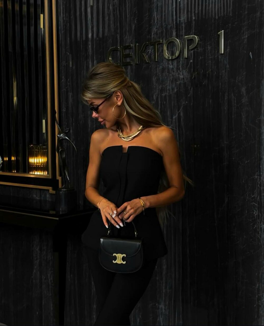 Приталенный корсет из костюмной ткани, цвет черный