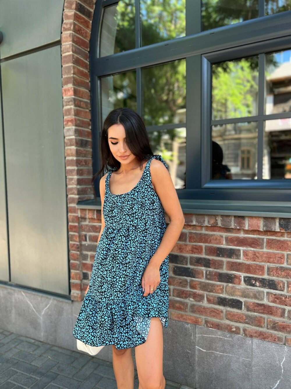 Літній легкий сарафан бірюзово-білий