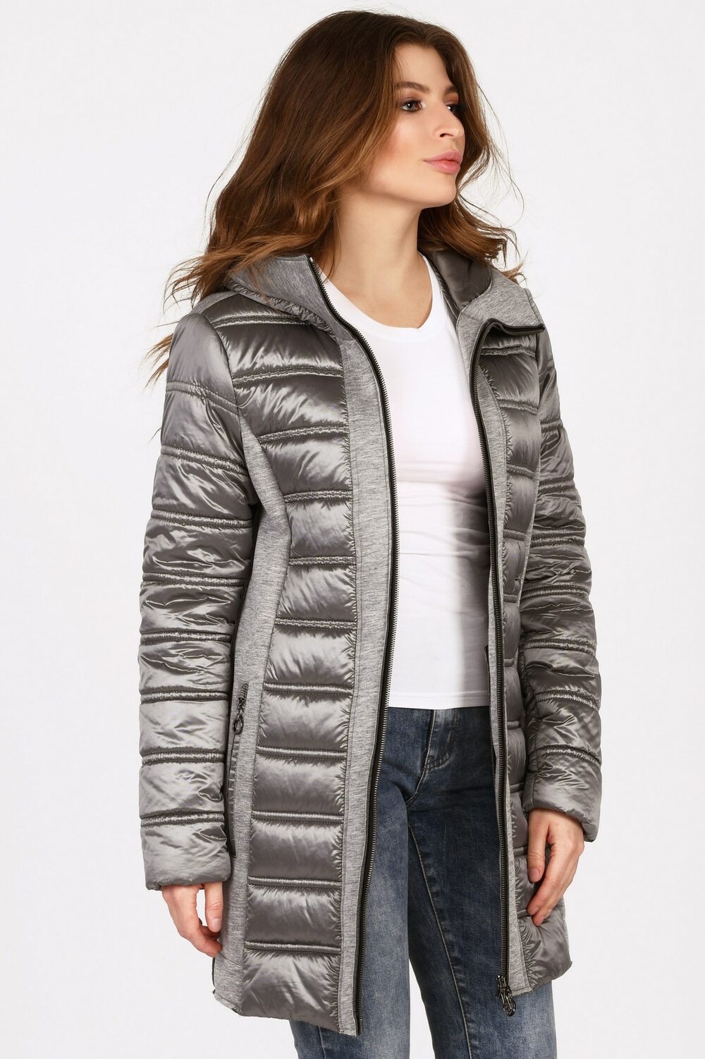 Куртка с пришивным капюшоном змейка метал