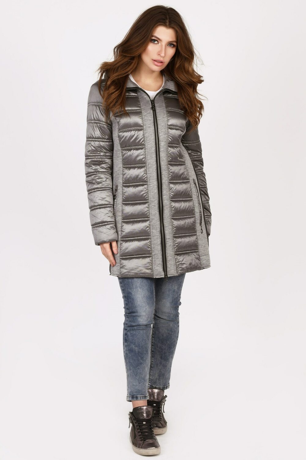 Куртка с пришивным капюшоном змейка метал