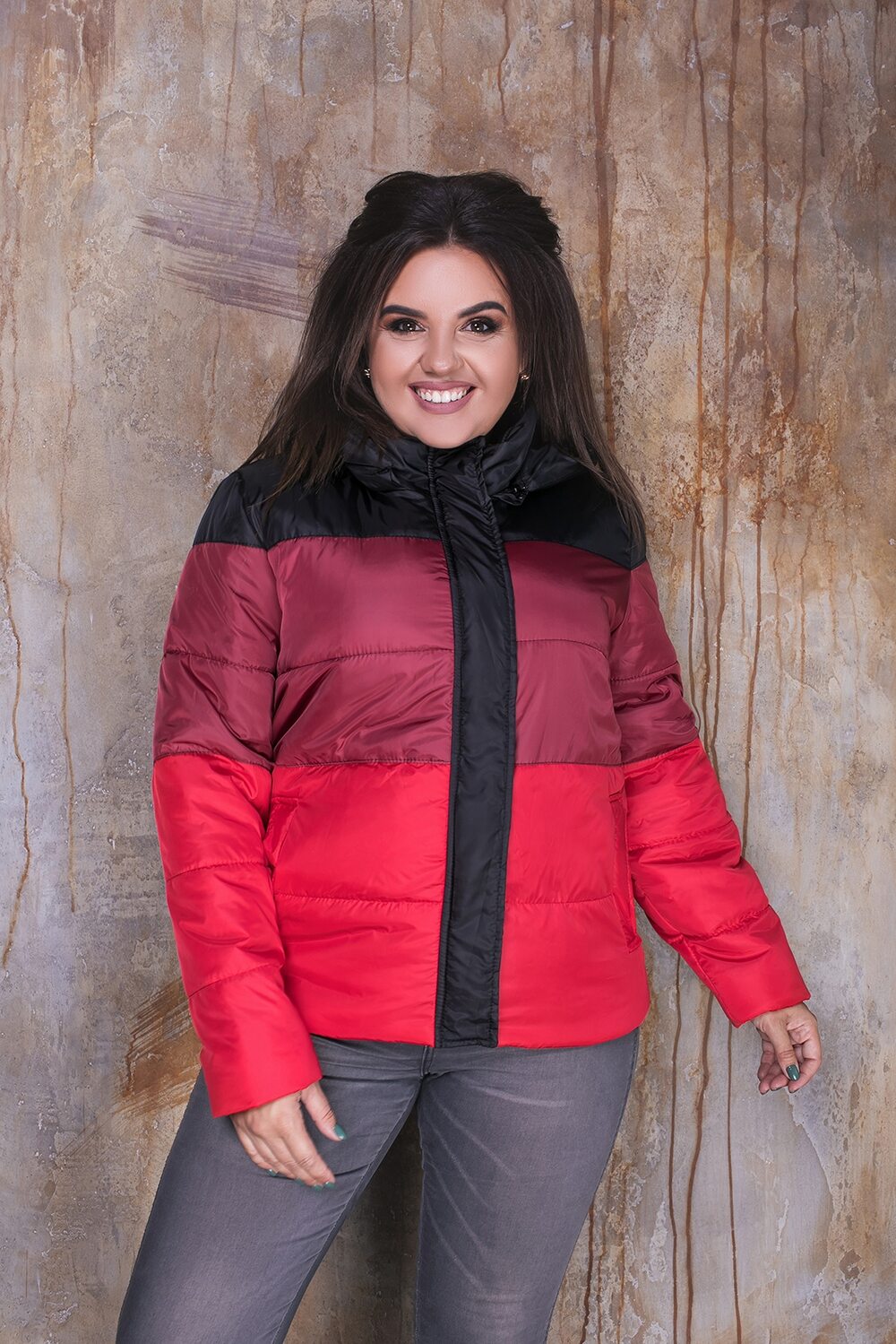 Куртка с капюшоном из плащевки