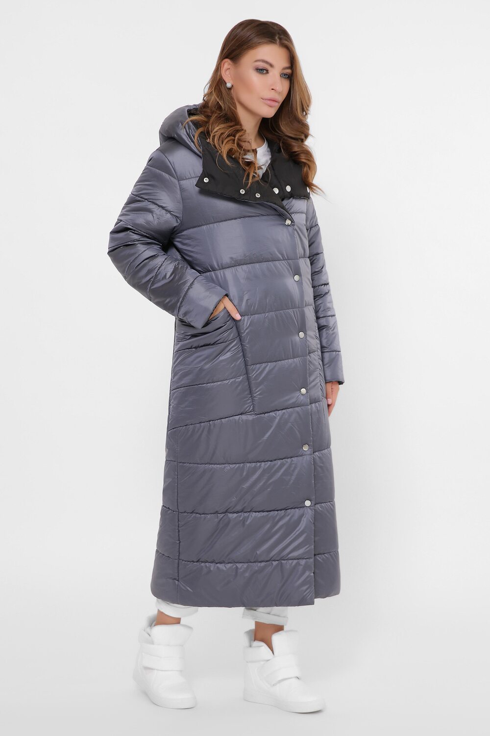 Зимова куртка довга з капюшоном