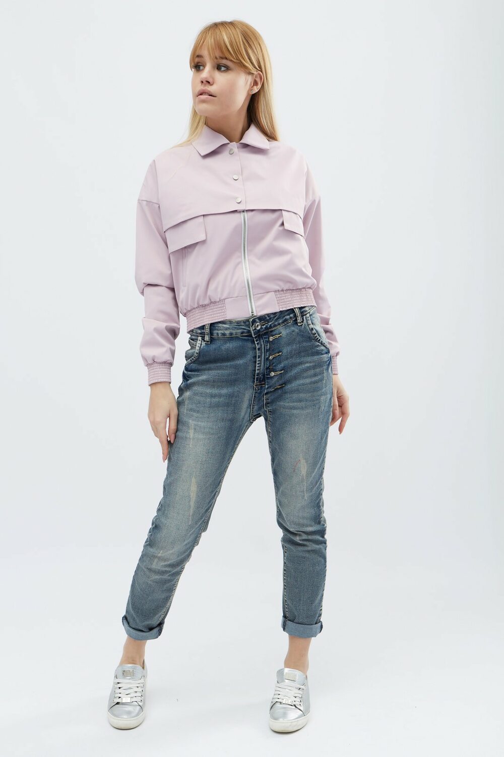 Куртка демисезонная с прорезными карманами