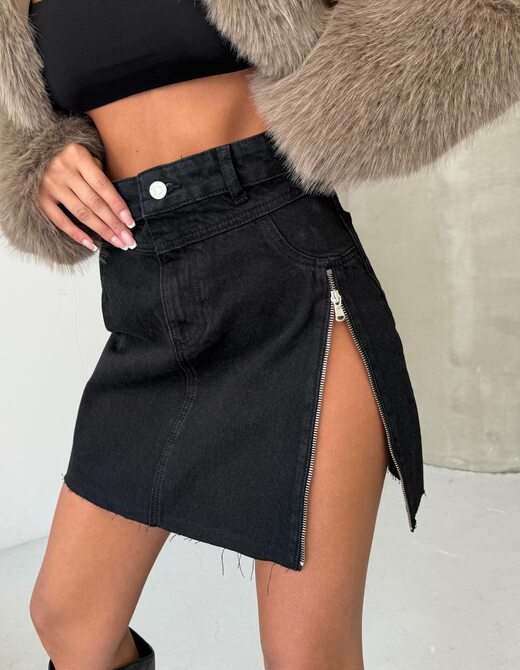 Юбка джинсовая молния сбоку цвет черный