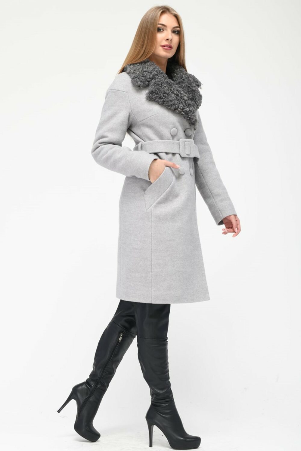 Зимове пальто з хутром прорізні кишені