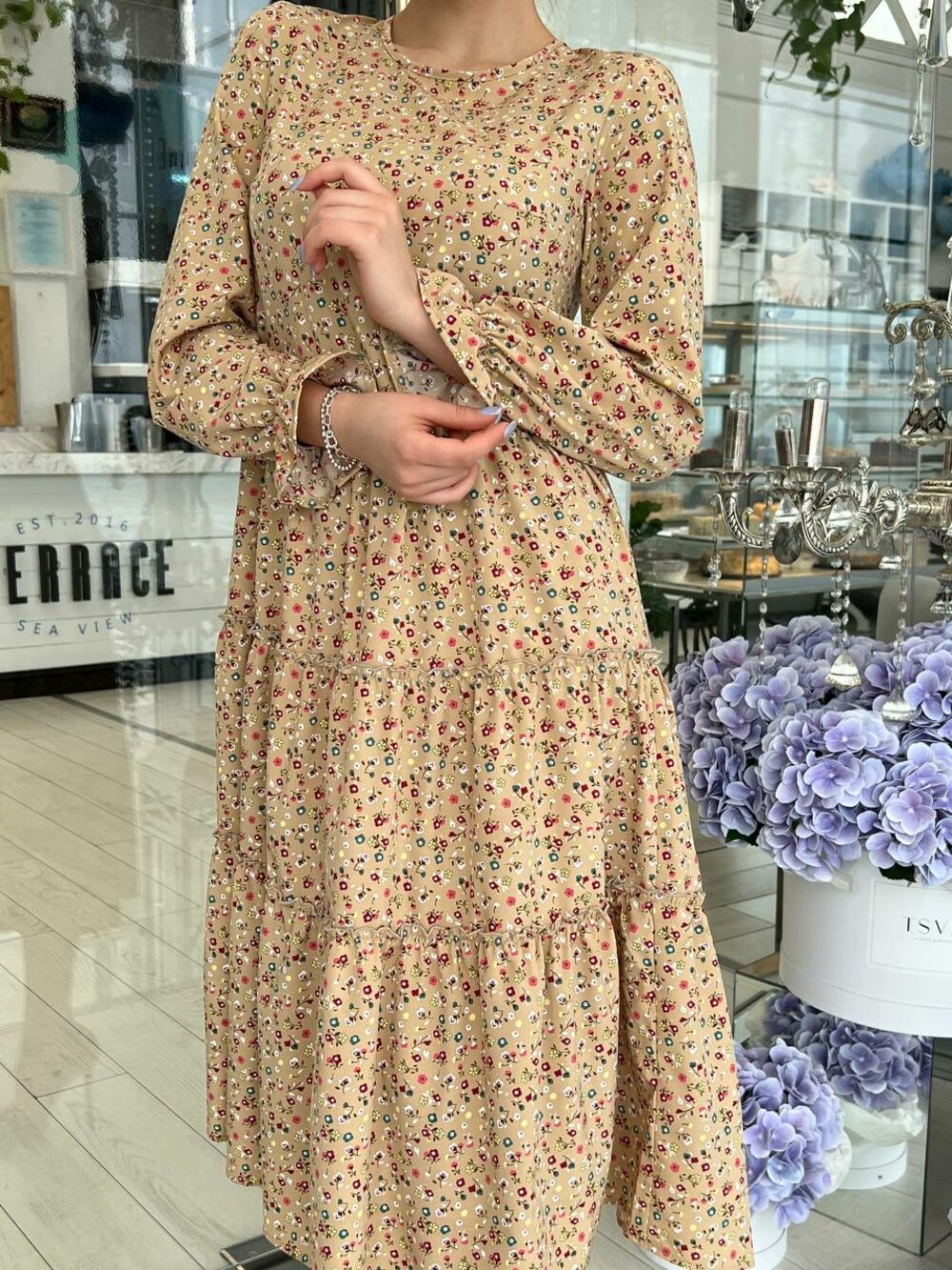 Сарафан бежевий з квіточками довгий у підлогу