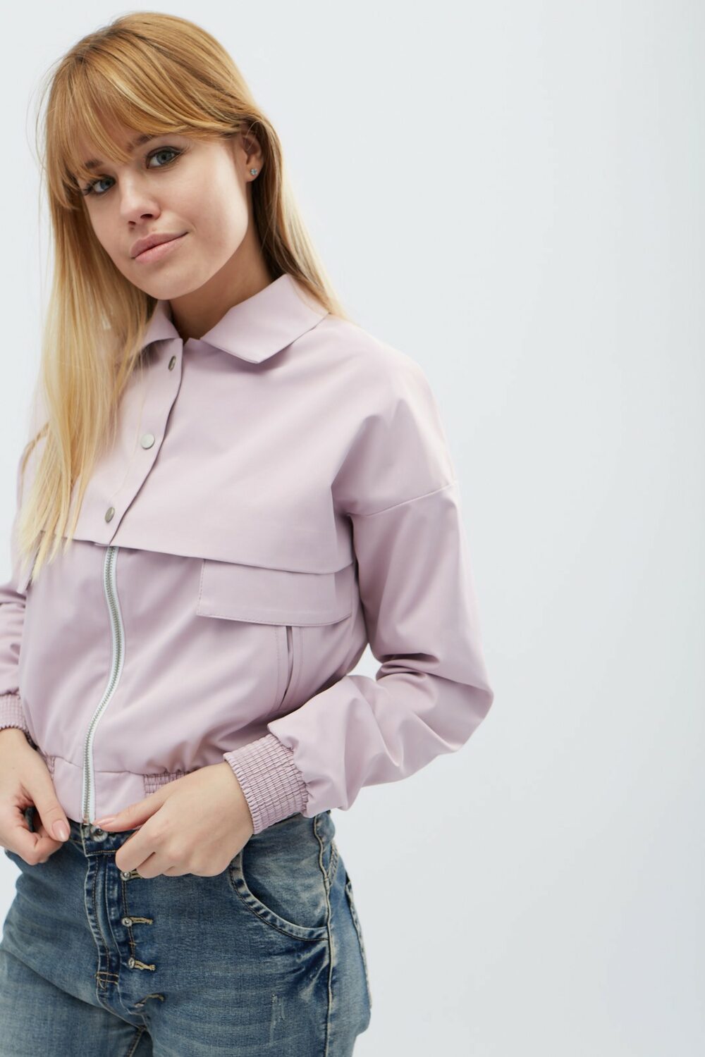 Куртка демисезонная с прорезными карманами