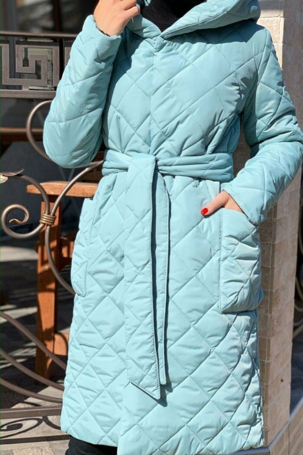 Стьобане блакитне пальто