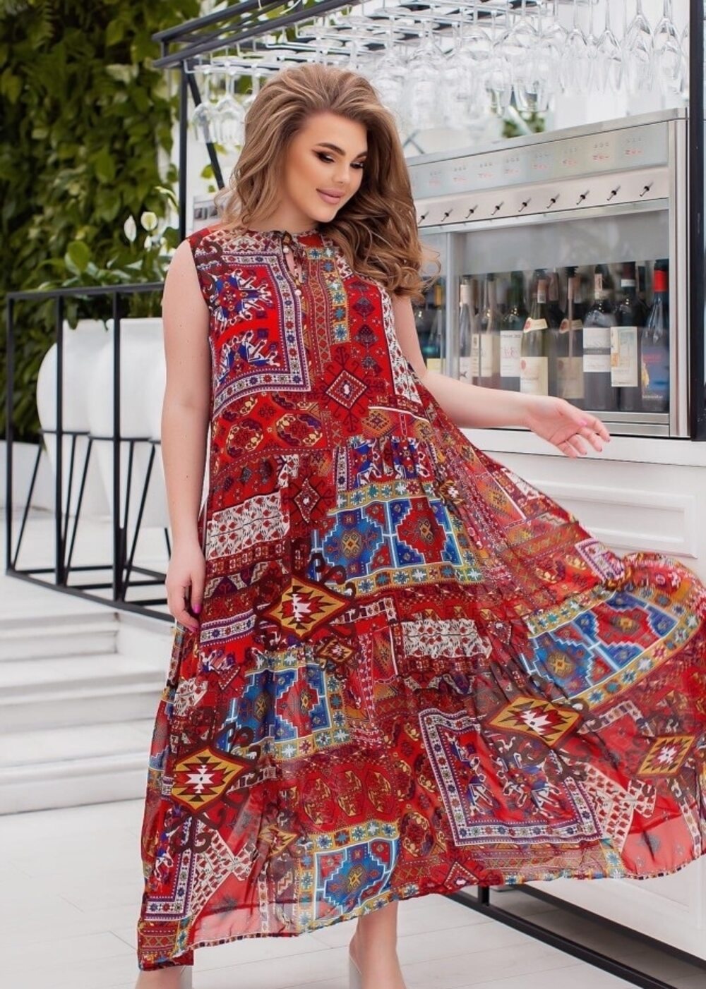 Платье макси абстрактное