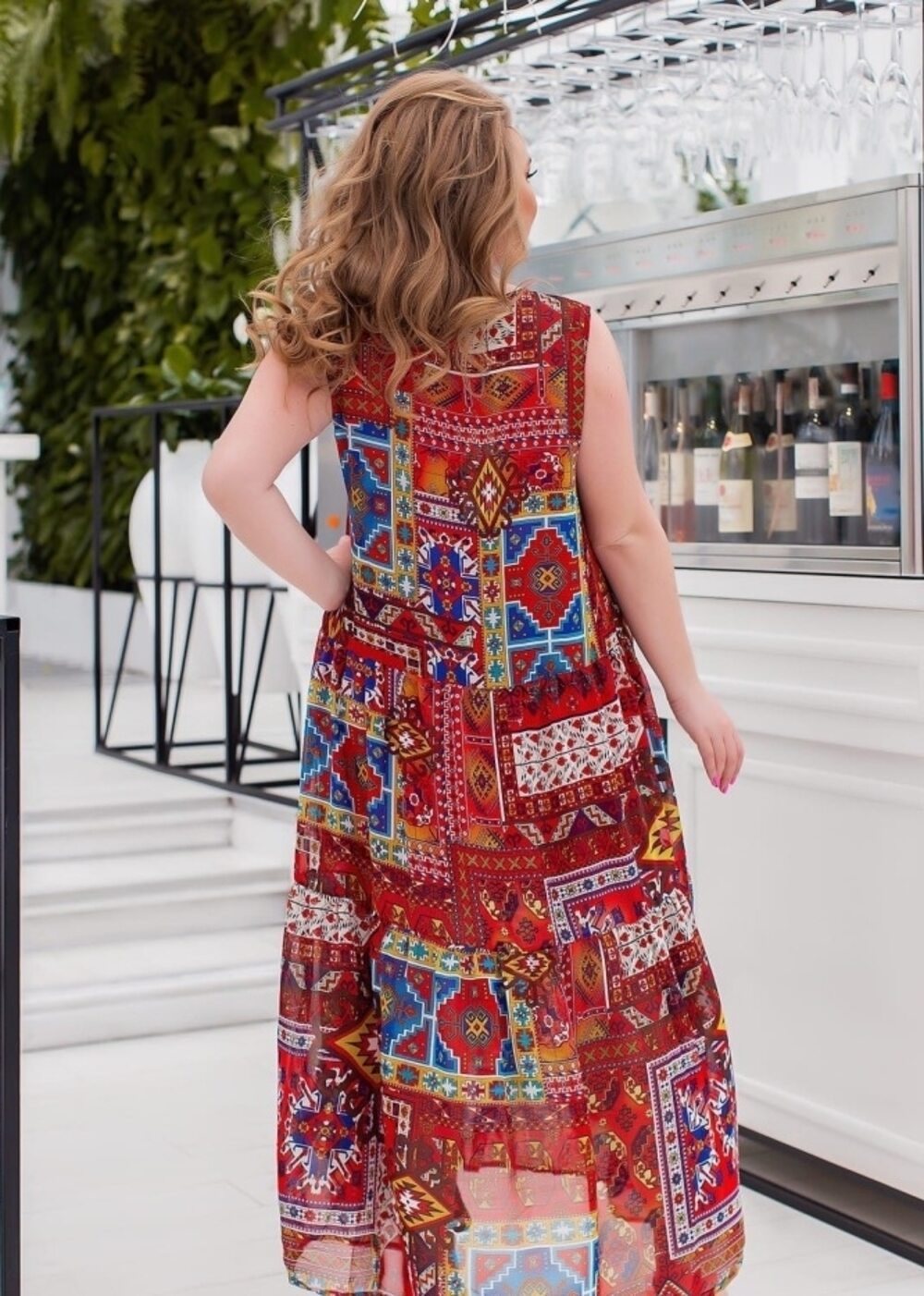 Платье макси абстрактное