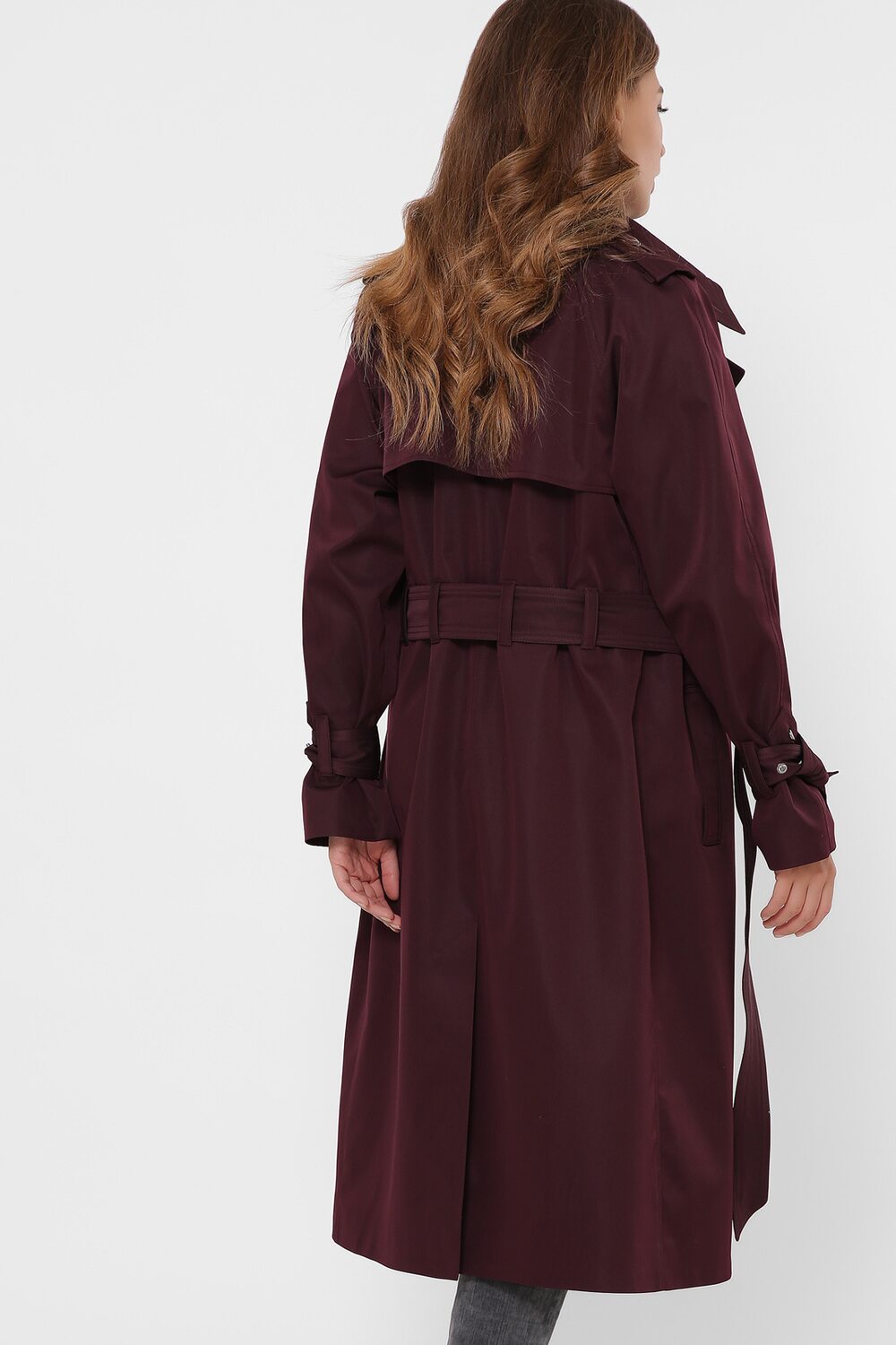 Плащ длинный цвета бордо