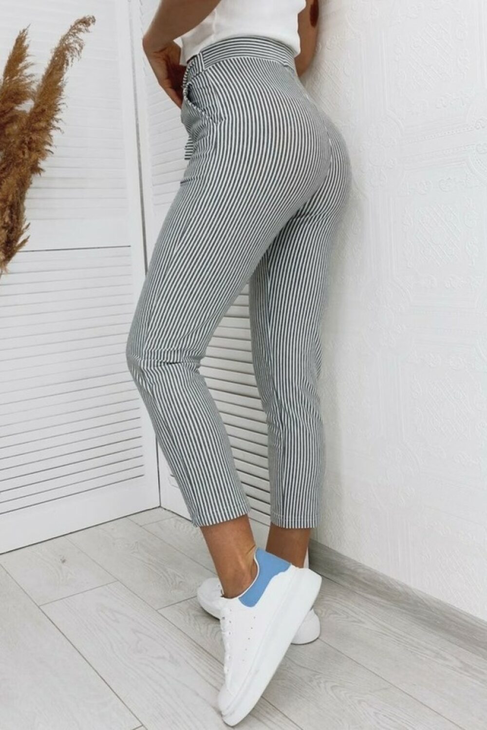 Літні штани в смужку