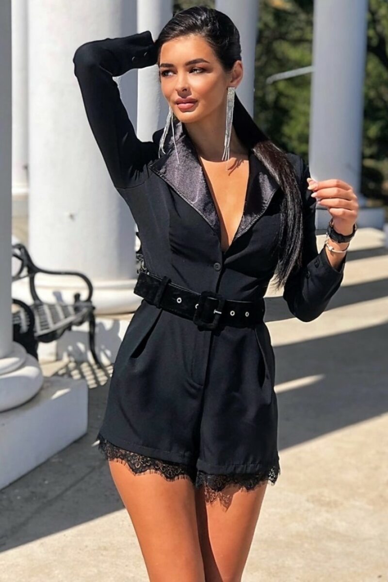 Комбинезон с шортами