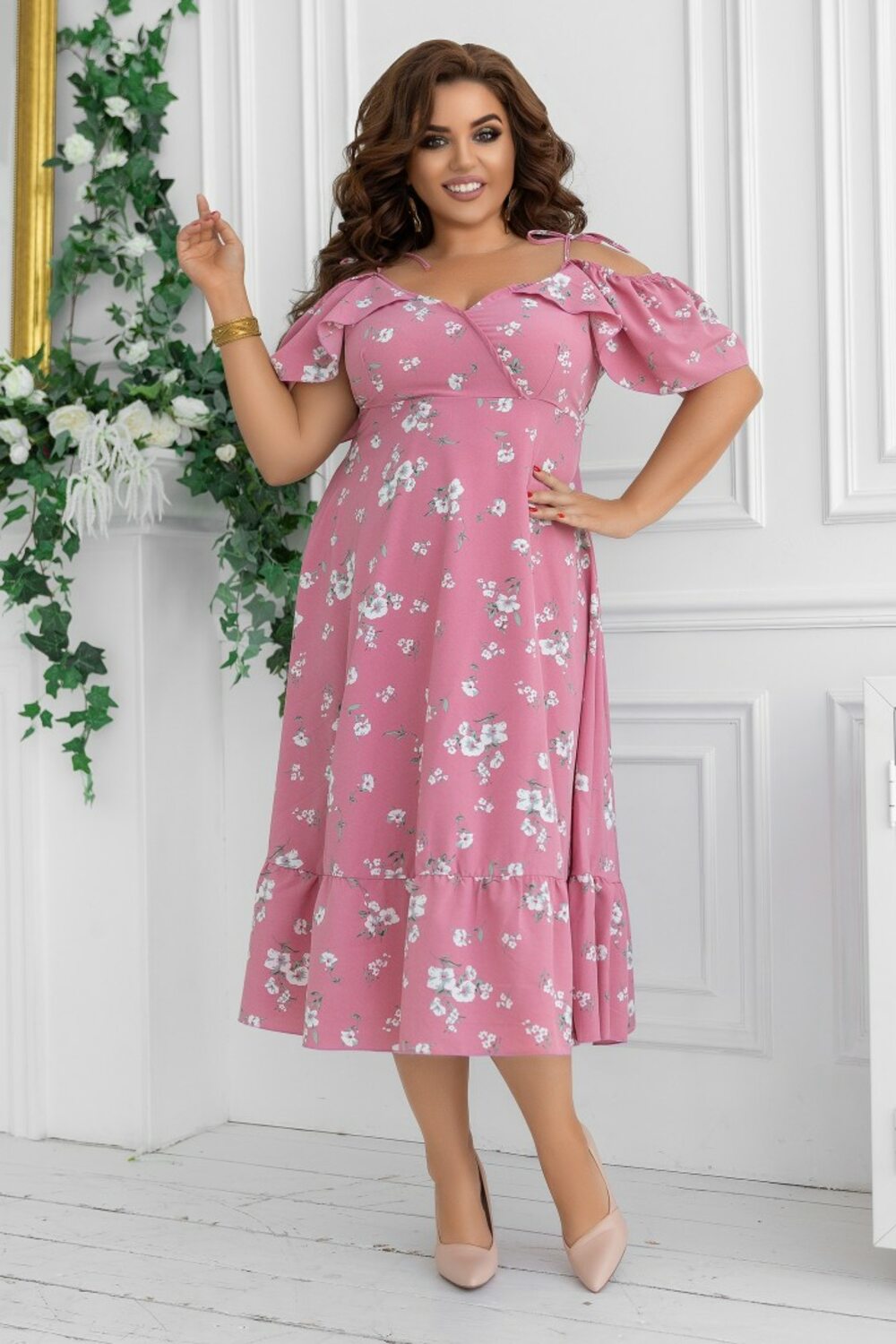 Красива ніжна сукня принт