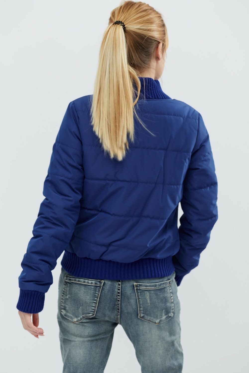 Куртка демисезонная синего цвета