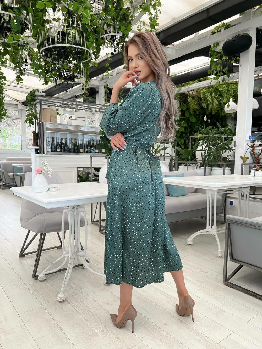 Изумительное платье с пояском из шелка армани