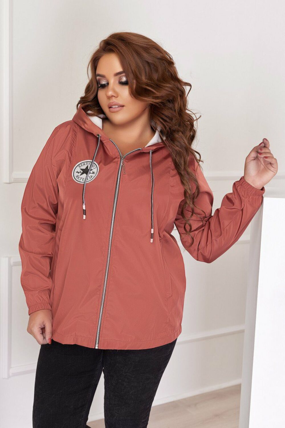 Куртка ветровка