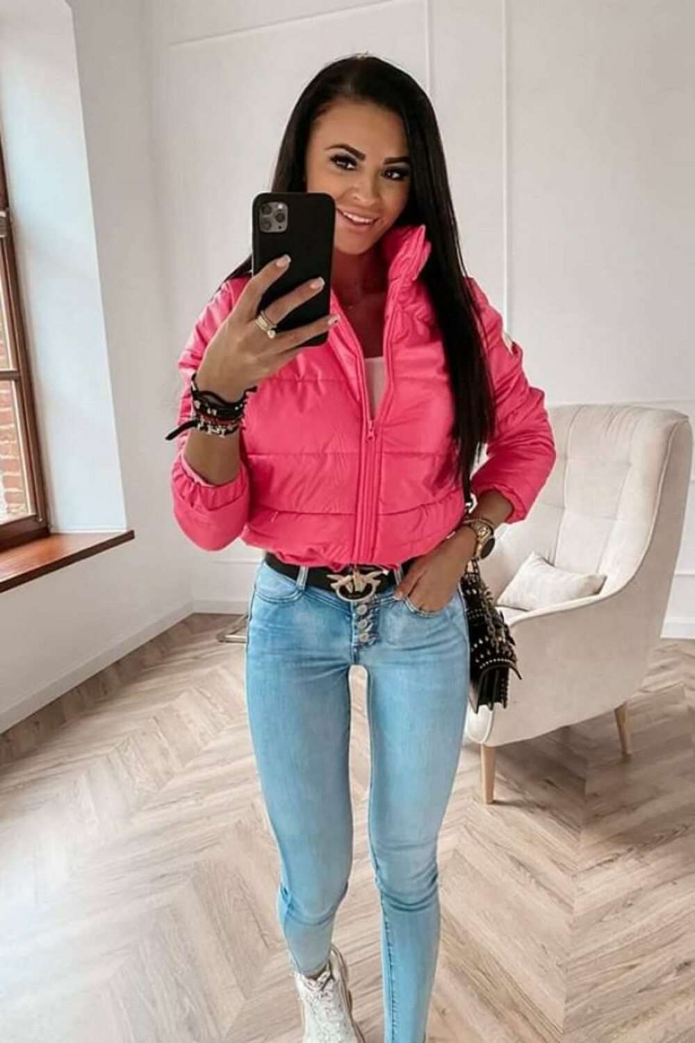 Женская весення куртка короткая