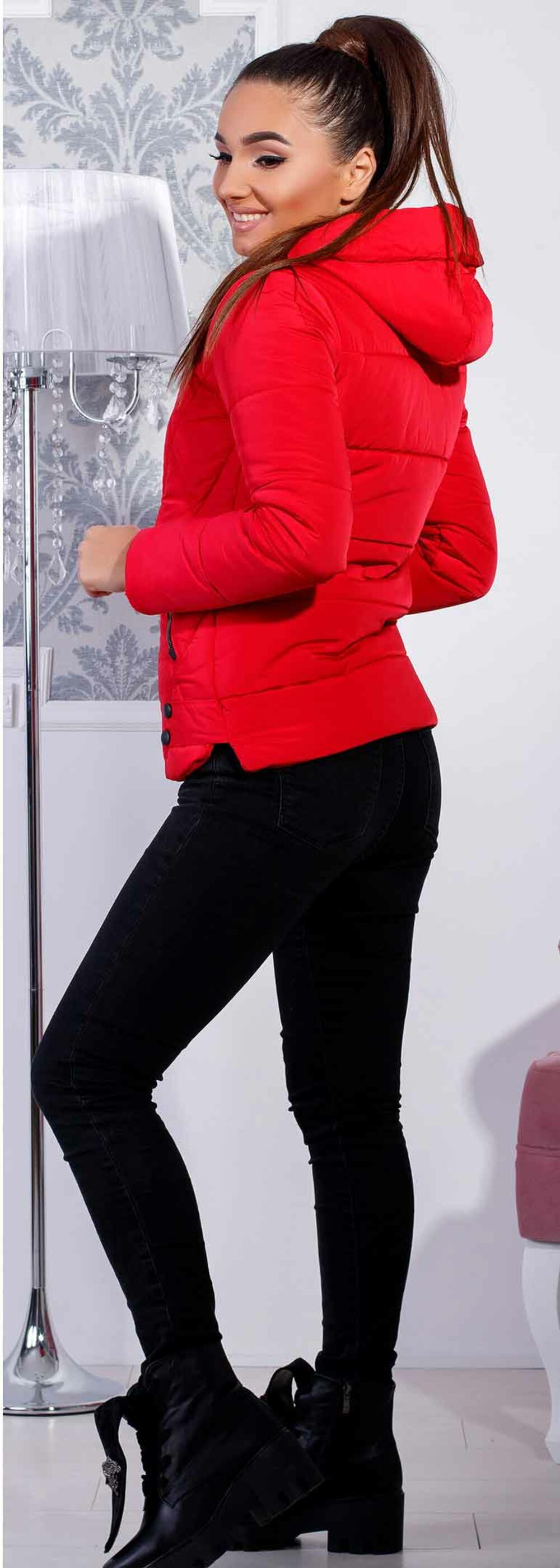 Красная куртка на синтепоне 200 Pandi