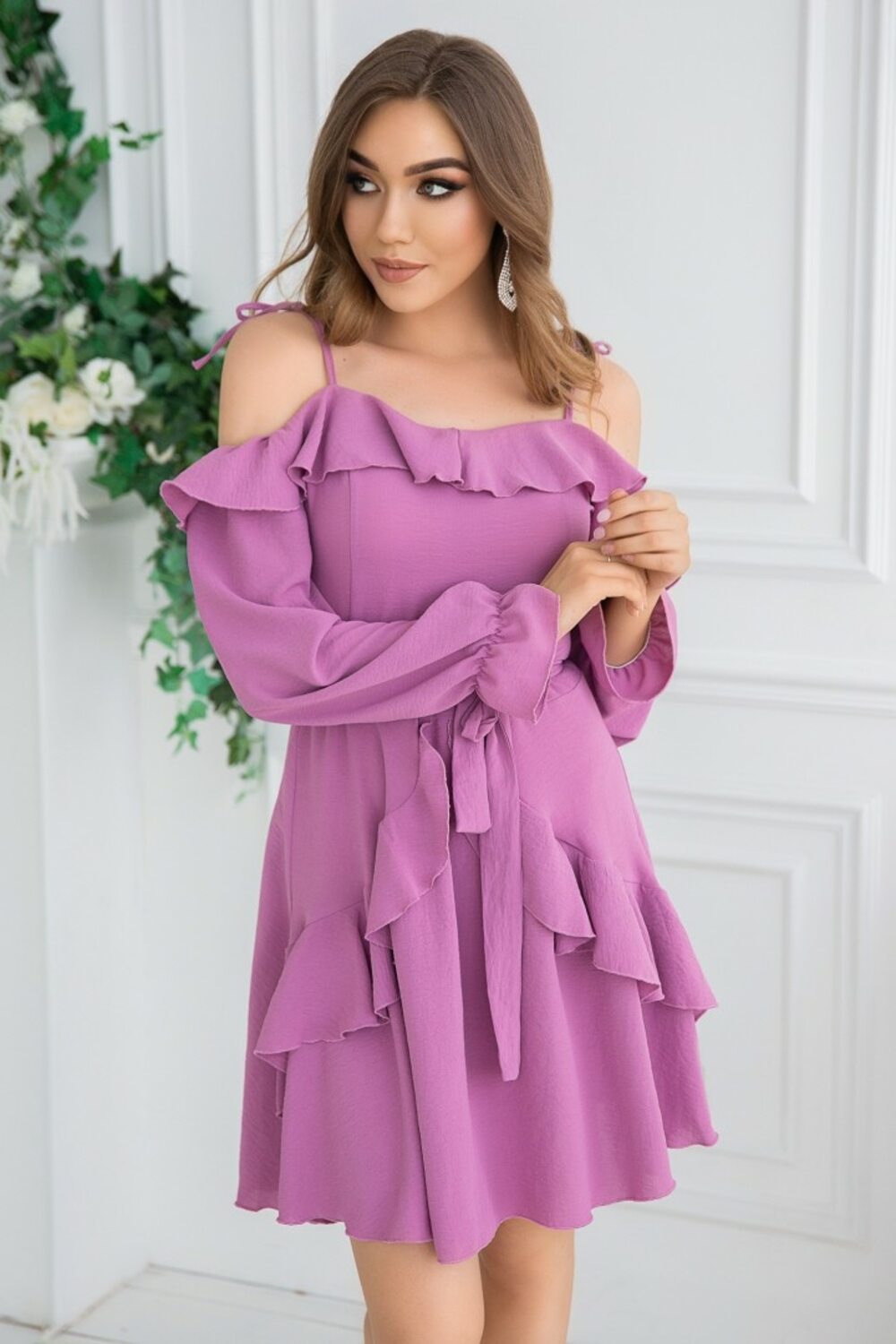 Красива ніжна сукня ментол