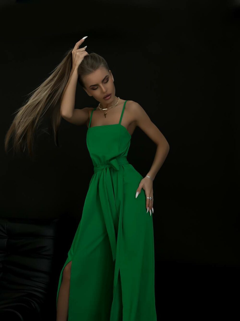 Стильный комбинезон для любых событий цвет зеленый