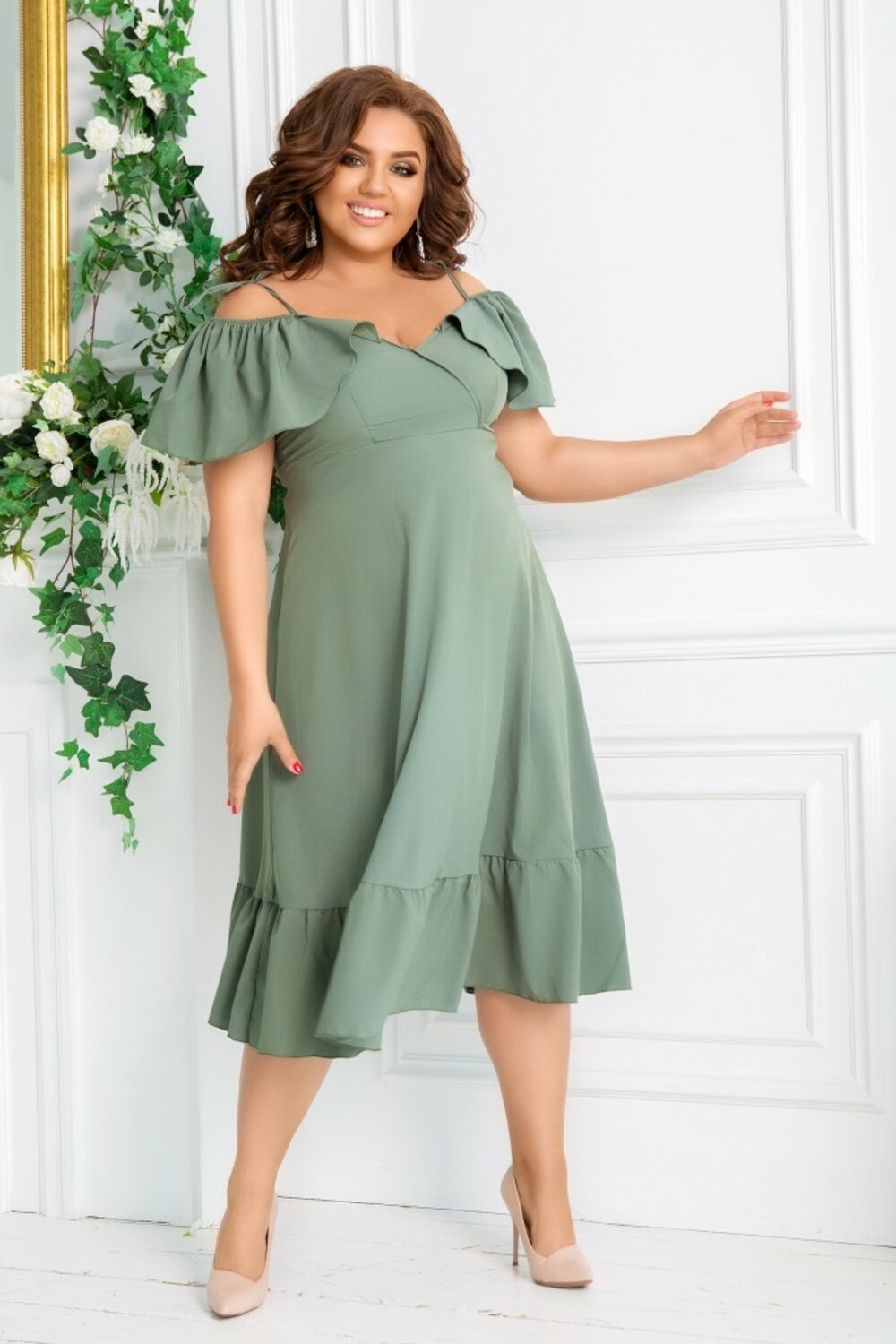 Сукня жіноча однотонна на бретельках