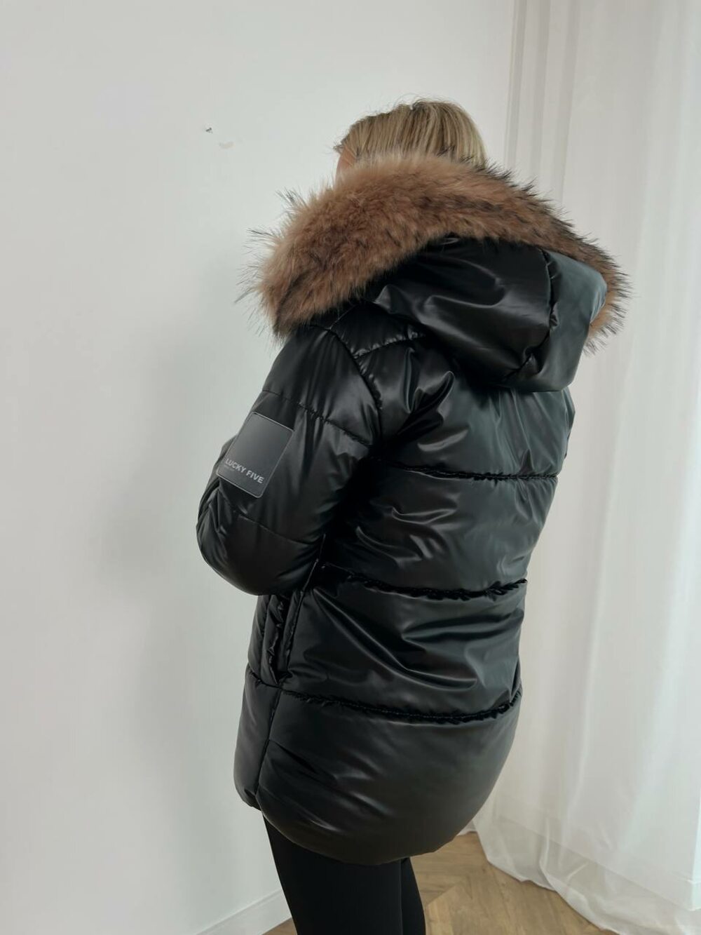 Куртка еко-шкіра хутро та капюшон