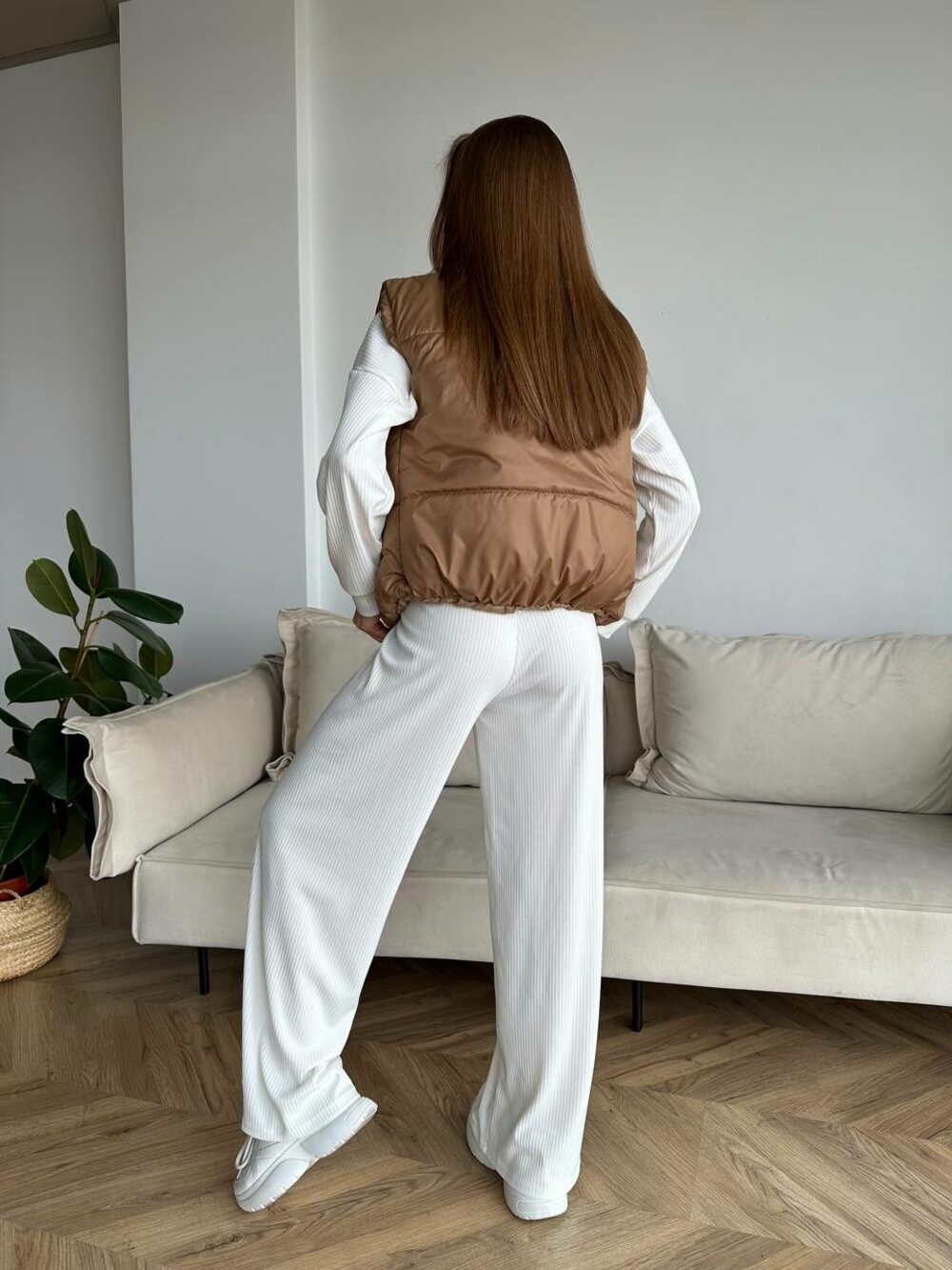 Жилетка утеплена плащівка колір мокко