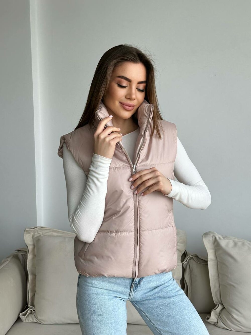 Жилетка утеплена плащівка колір бежевий